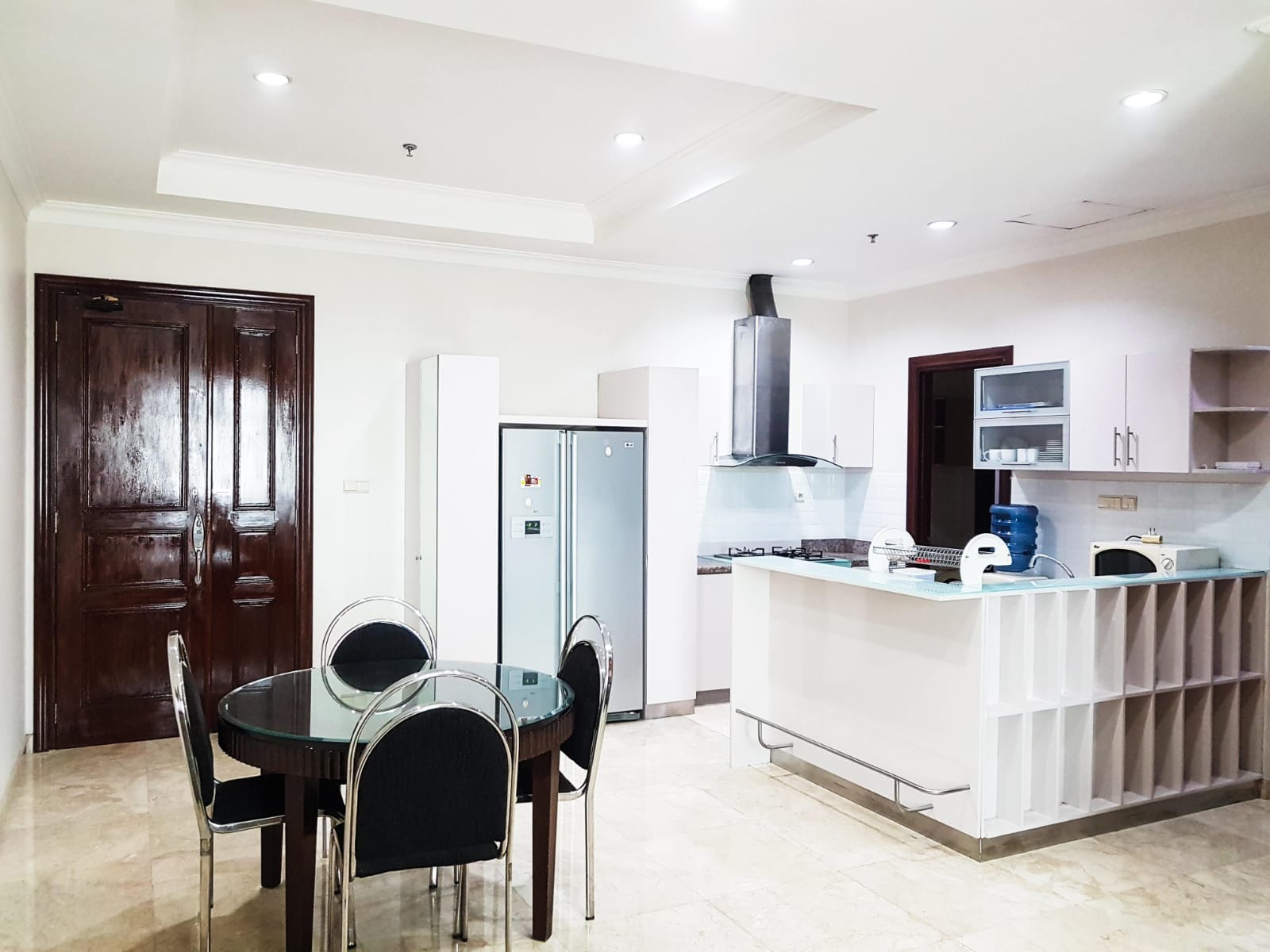 Dijual Apartemen Belleza Tipe 2 Kamar Tidur Kondisi Fully Furnished