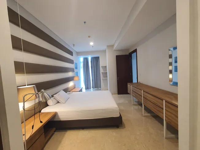 Disewakan Apartemen Essence Darmawangsa Tipe 3 Kamar Tidur Fully Furnished