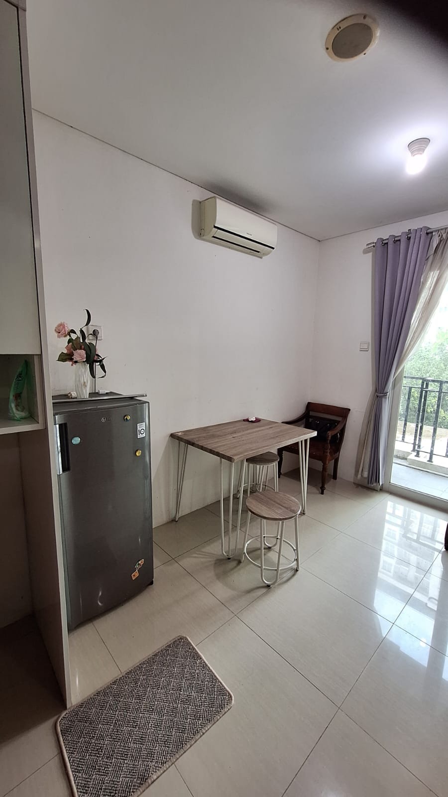 JUAL Apartemen Woodland Park Residence Area Kalibata Tower Trembesi Tipe 2 BR - Luas 40 m2 - Furnished