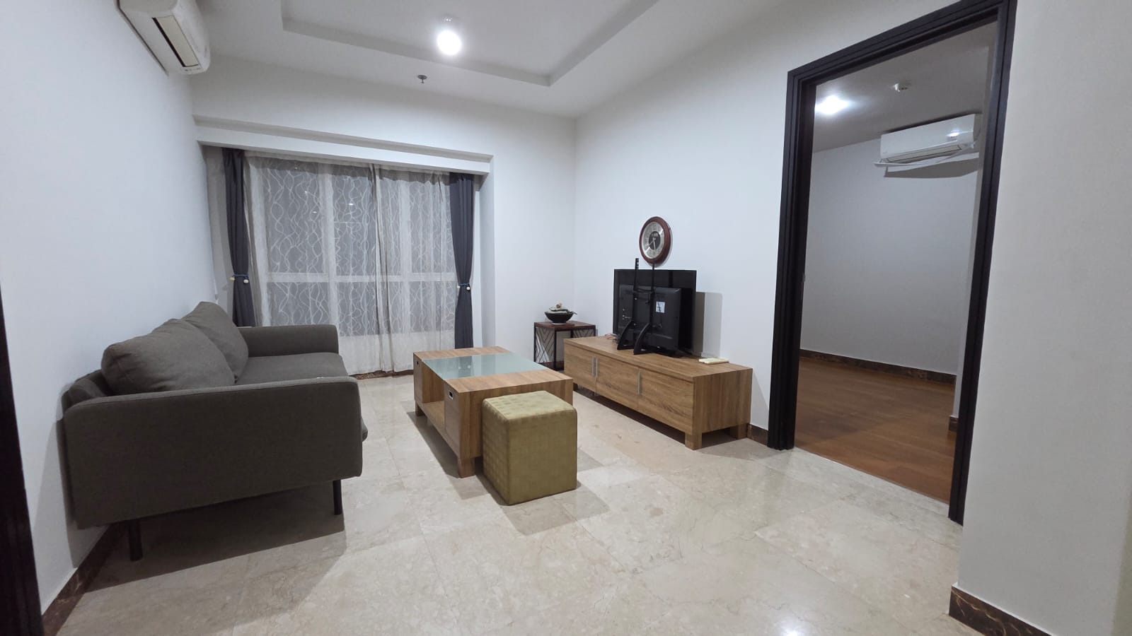 Dijual Apartemet Somerset Berlian Jakarta selatan Tipe 2 Kamar - Semi Furnished