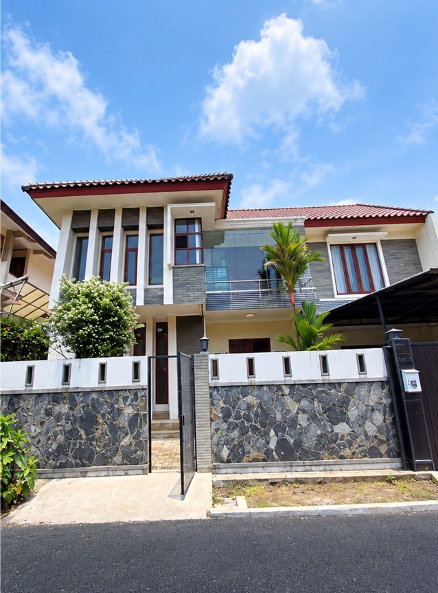 Dijual Rumah 2 Lantai di Hoek Jakarta Selatan