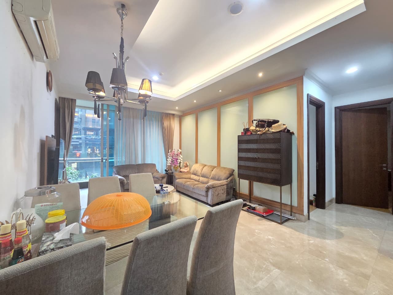 JUAL Apartemen Residence 8 Tipe 3 BR - 180 m2 - Furnished