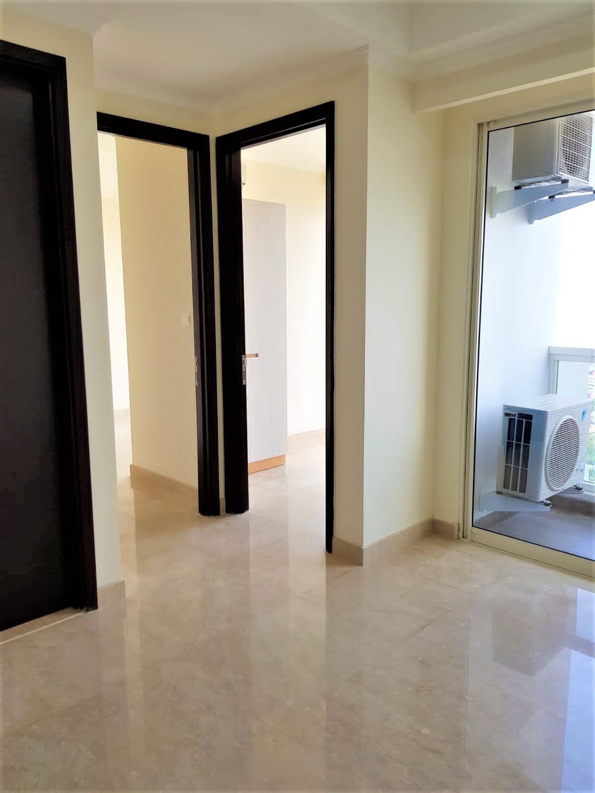 JUAL Apartemen Menteng Park TOWER DIAMOND Tipe 2 KT - Luas  48 m2 - Semi Furnished