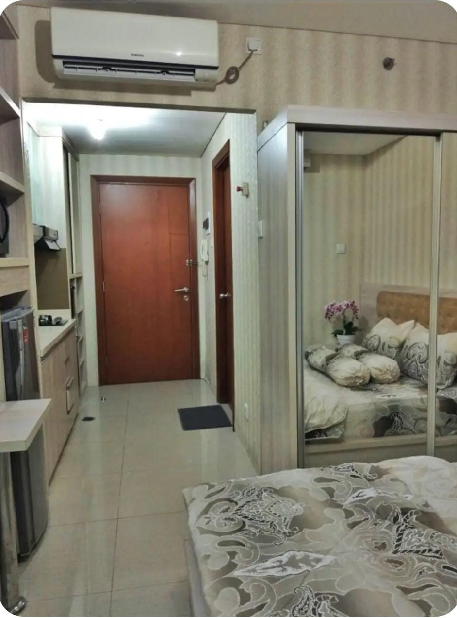 JUAL Apartemen Woodland Park Residence Area Kalibata Tower Matoa Tipe Studio - Luas 28 m2 - Furnished